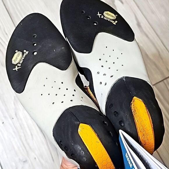 (S-AB137) SCARPA Booster Vegan Rock Climbing Shoes Sz 7 Women's- 6 Men's - Picture 4 of 10